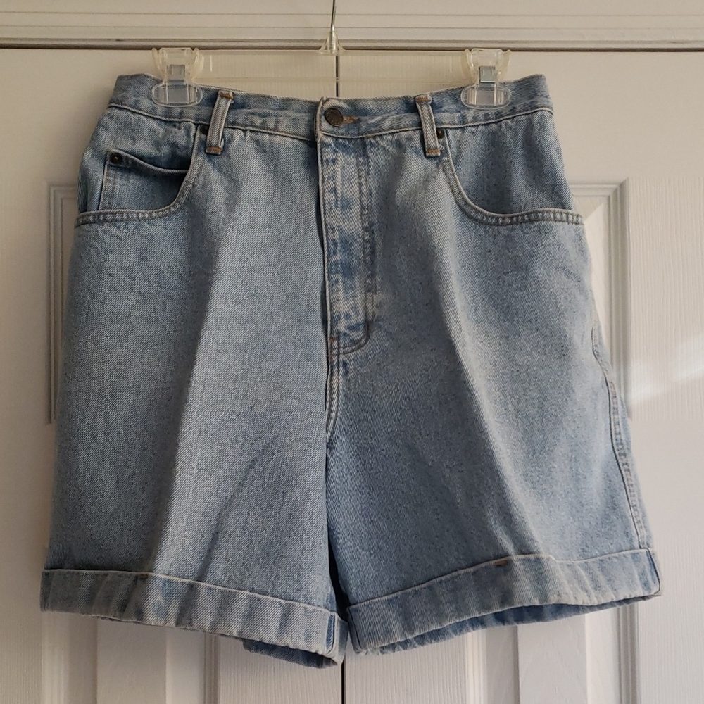 Intrigue Sky Blue Classic Denim Women's Shorts with Cuffed Hem   Size 12